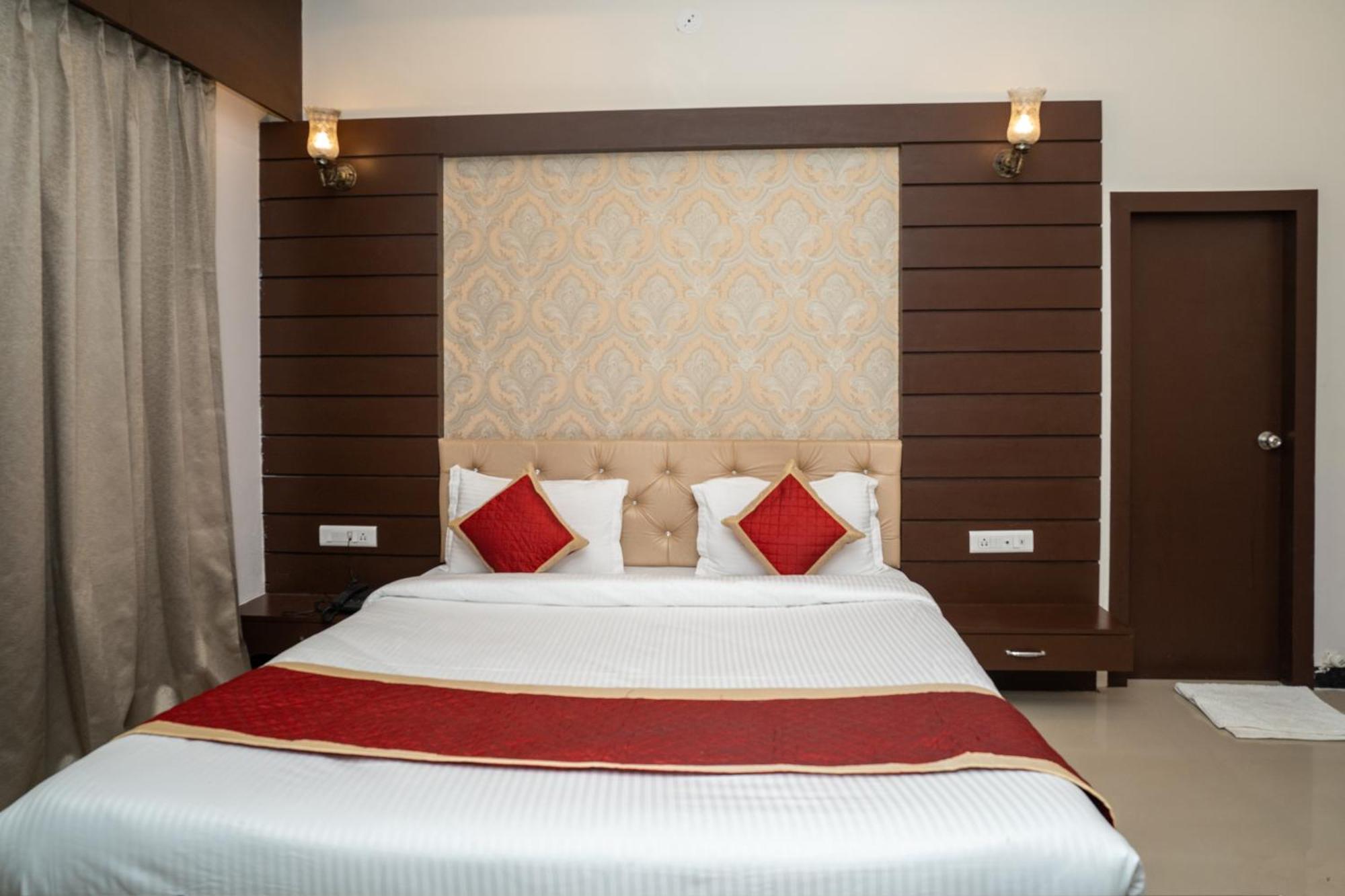 Tiger'S Trail Hotel & Food Court Kumbhalgarh Exterior foto